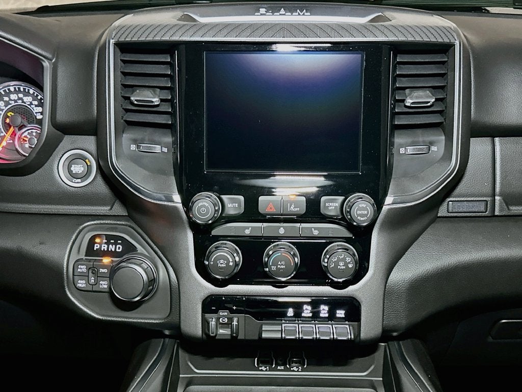 2027 RAM 1500 Big Horn/Lone Star