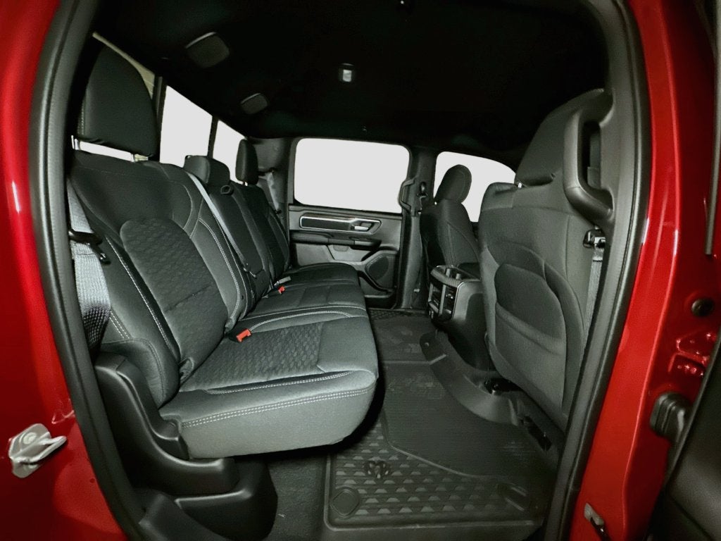 2027 RAM 1500 Big Horn/Lone Star