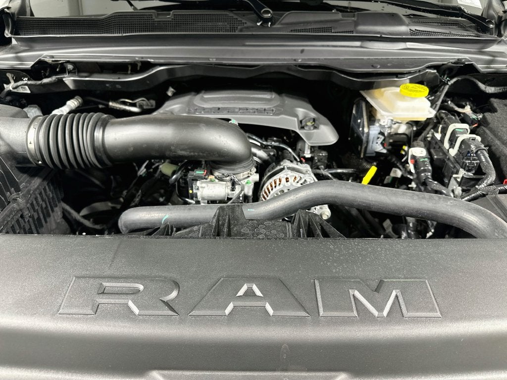 2027 RAM 1500 Big Horn/Lone Star