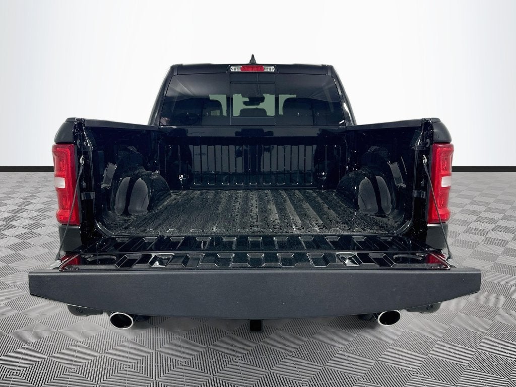 2027 RAM 1500 Big Horn/Lone Star