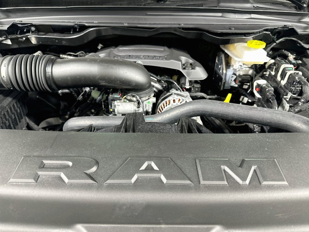 2027 RAM 1500 Big Horn/Lone Star