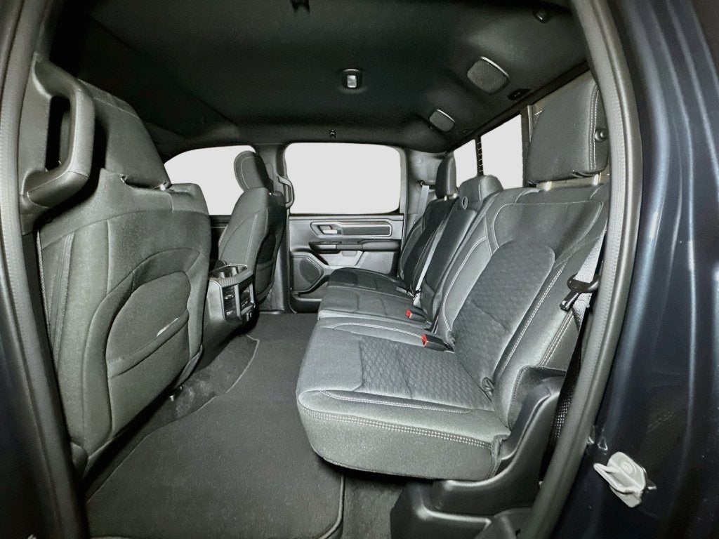 2027 RAM 1500 Big Horn/Lone Star