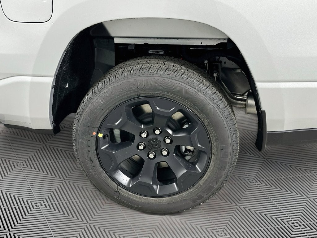 2027 RAM 1500 Base