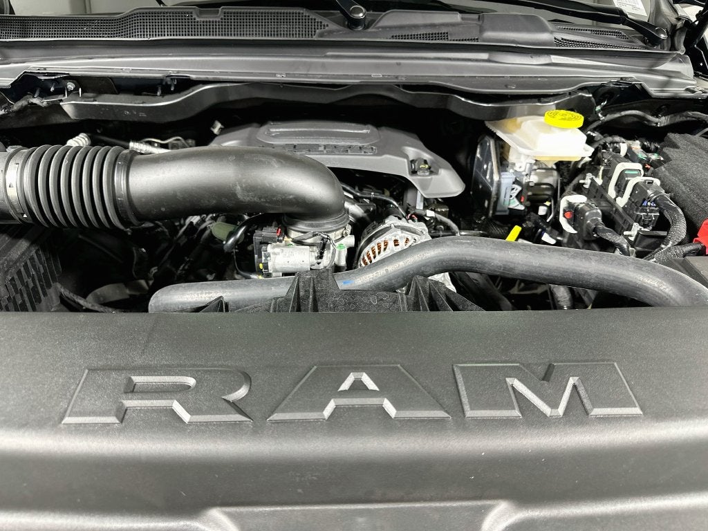 2027 RAM 1500 Base
