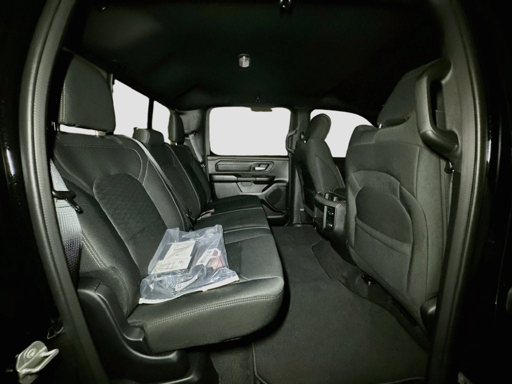 2027 RAM 1500 Base