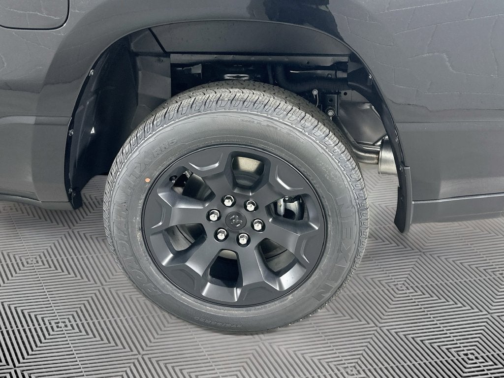 2027 RAM 1500 Base