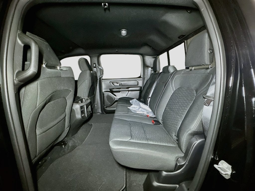 2027 RAM 1500 Base