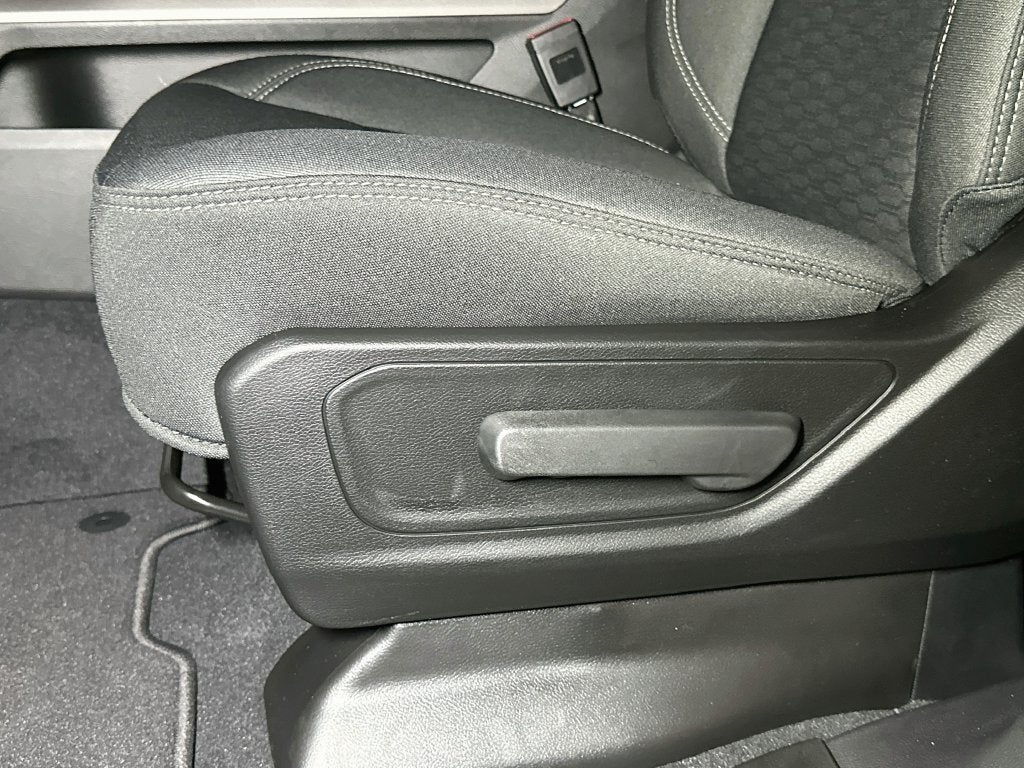 2027 RAM 1500 Base