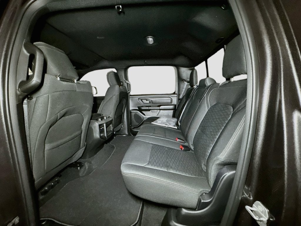 2027 RAM 1500 Base