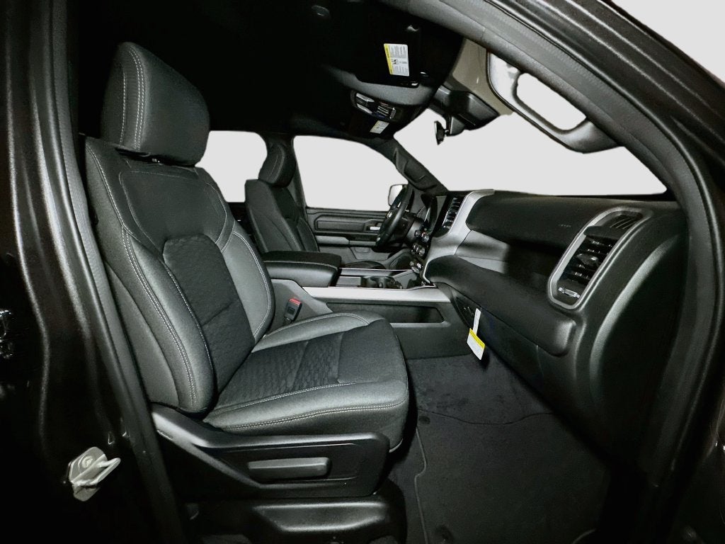 2027 RAM 1500 Base
