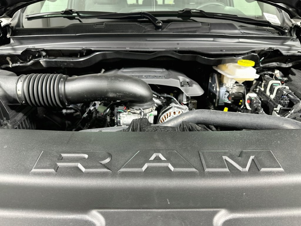2027 RAM 1500 Base