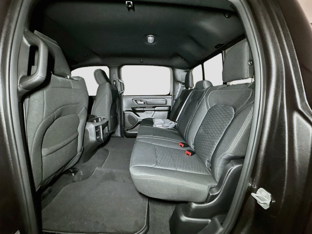 2027 RAM 1500 Base