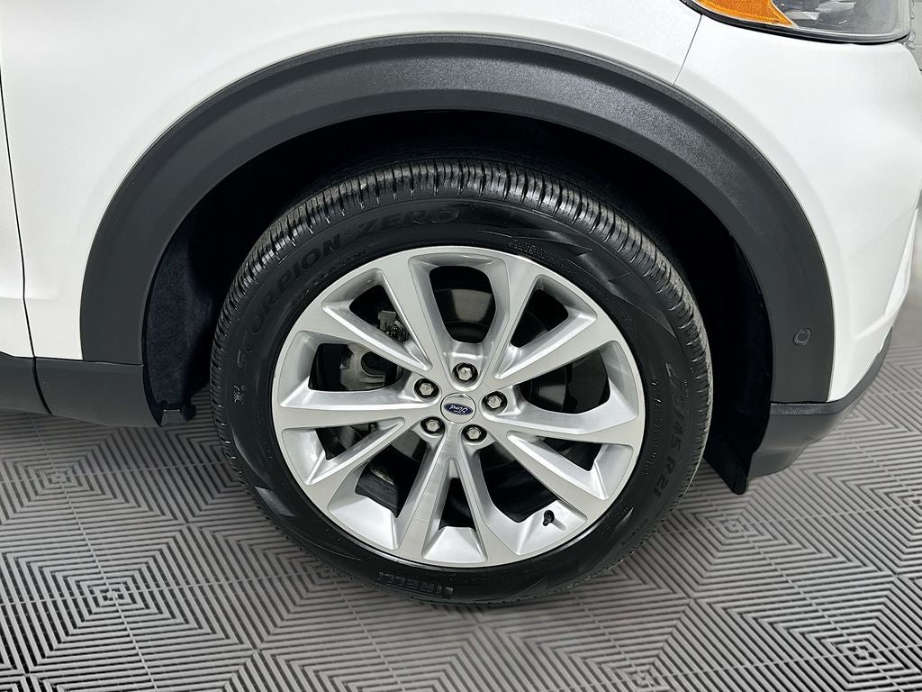 2022 Ford Explorer Platinum