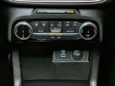 2022 Ford Escape Hybrid SE