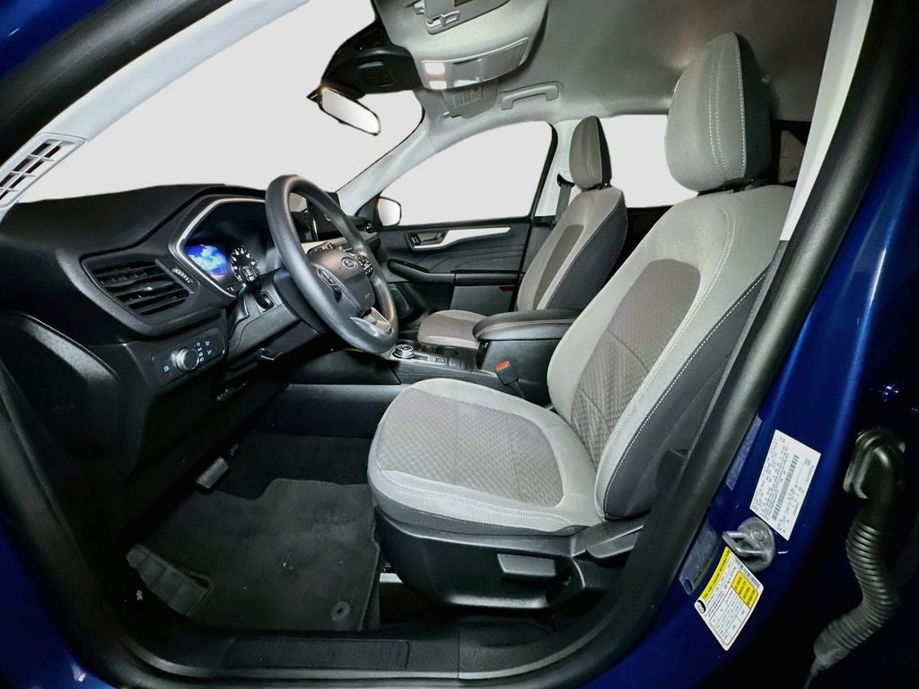 2022 Ford Escape Hybrid SE