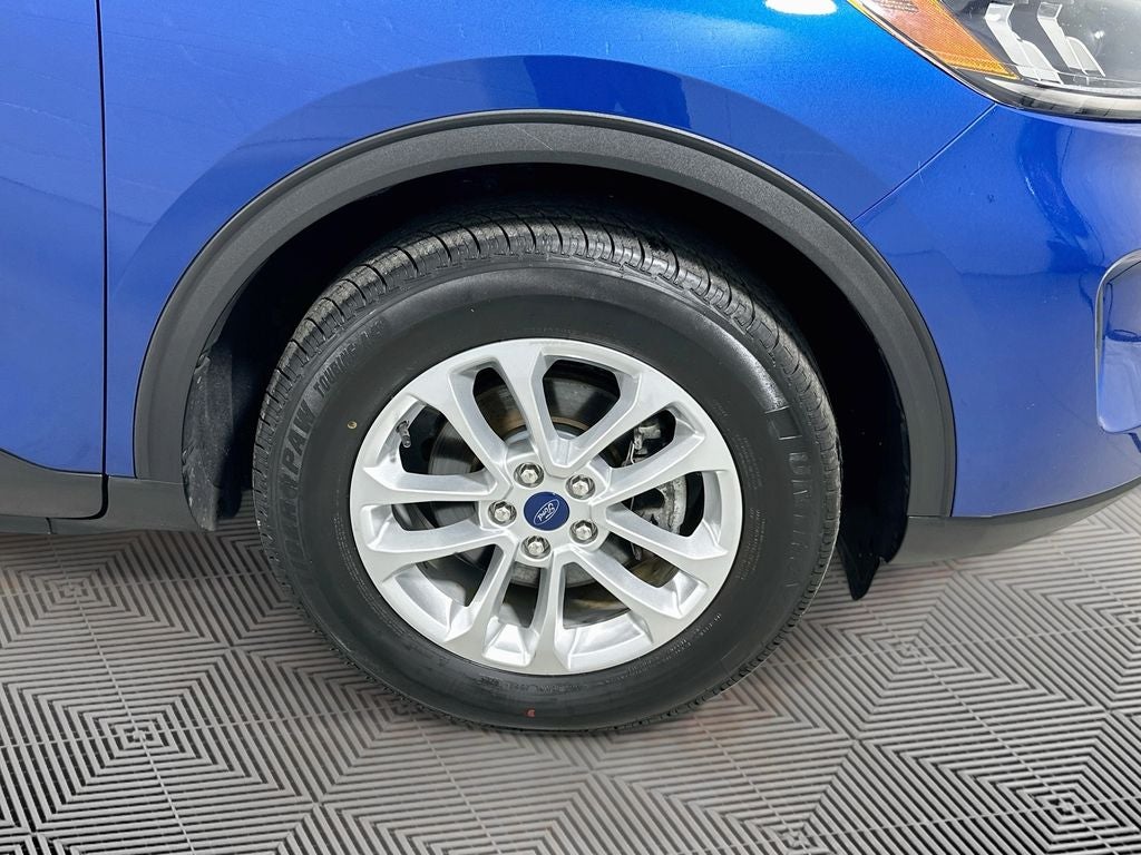 2022 Ford Escape Hybrid SE