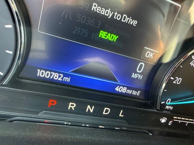 2022 Ford Escape Hybrid SE