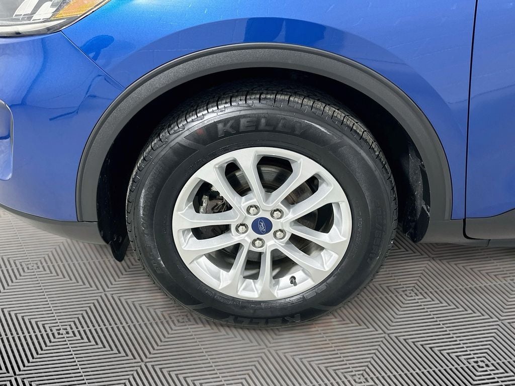 2022 Ford Escape Hybrid SE