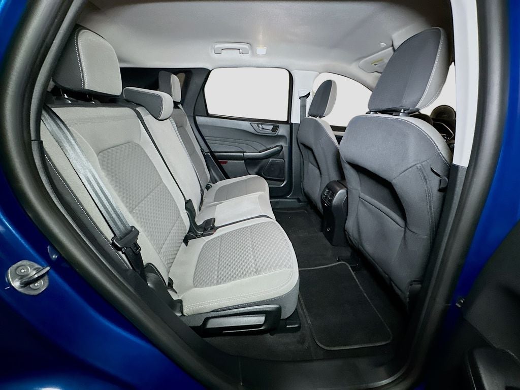 2022 Ford Escape Hybrid SE