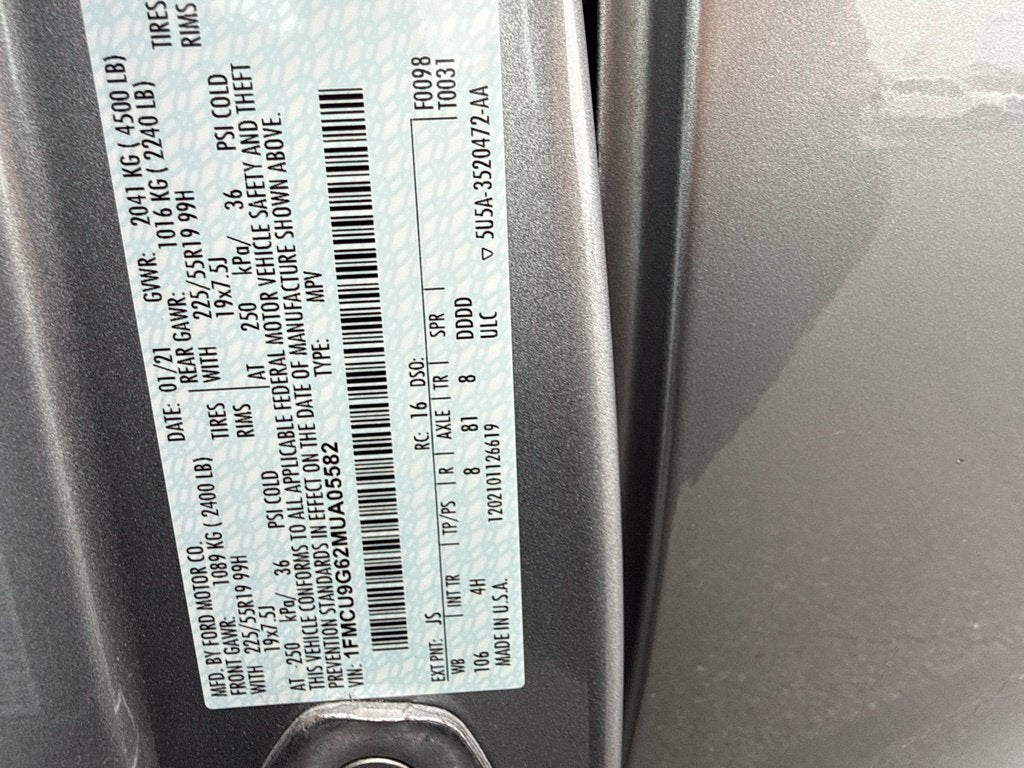 2021 Ford Escape SE