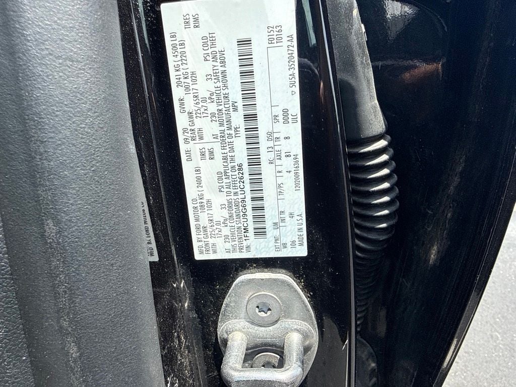 2020 Ford Escape SE