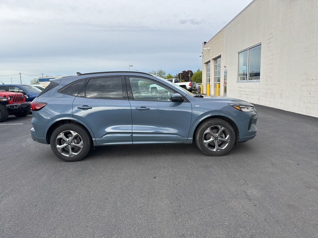 2023 Ford Escape ST-Line Select
