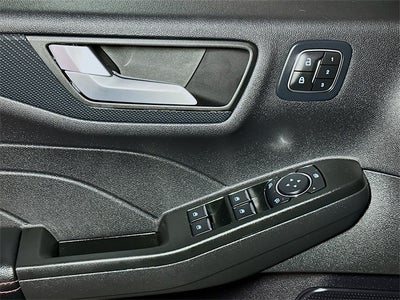 2024 Ford Escape Hybrid ST-Line Select