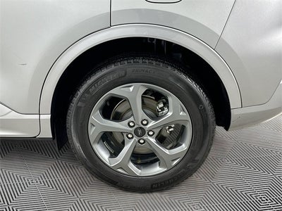 2024 Ford Escape Hybrid ST-Line Select