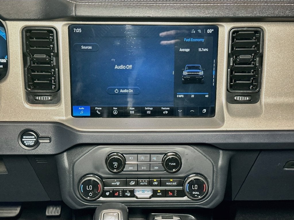 2025 Ford Bronco Outer Banks