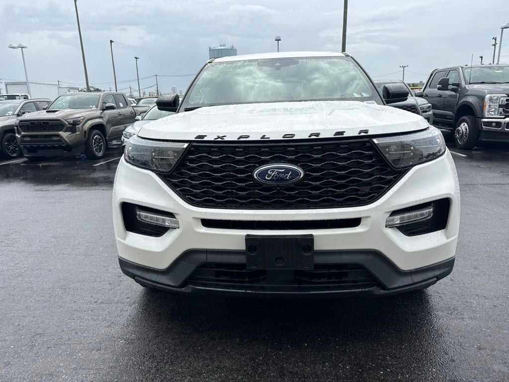 2022 Ford Explorer ST-Line