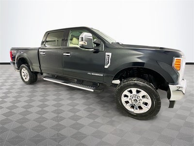 2017 Ford F-250SD Lariat