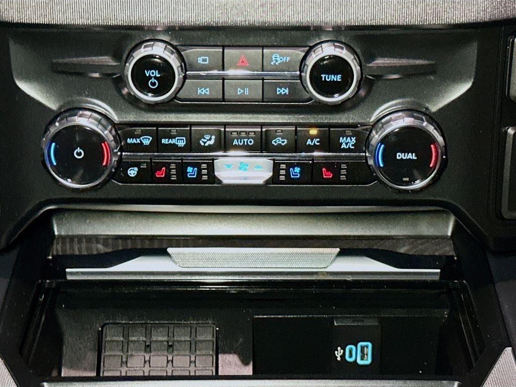 2025 Ford F-250SD Platinum