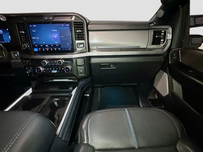 2025 Ford F-250SD Platinum