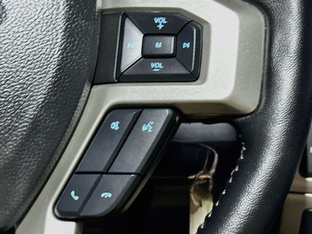 2022 Ford F-350SD Lariat