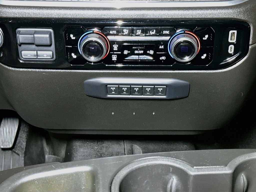 2025 Chevrolet Silverado 3500HD LT