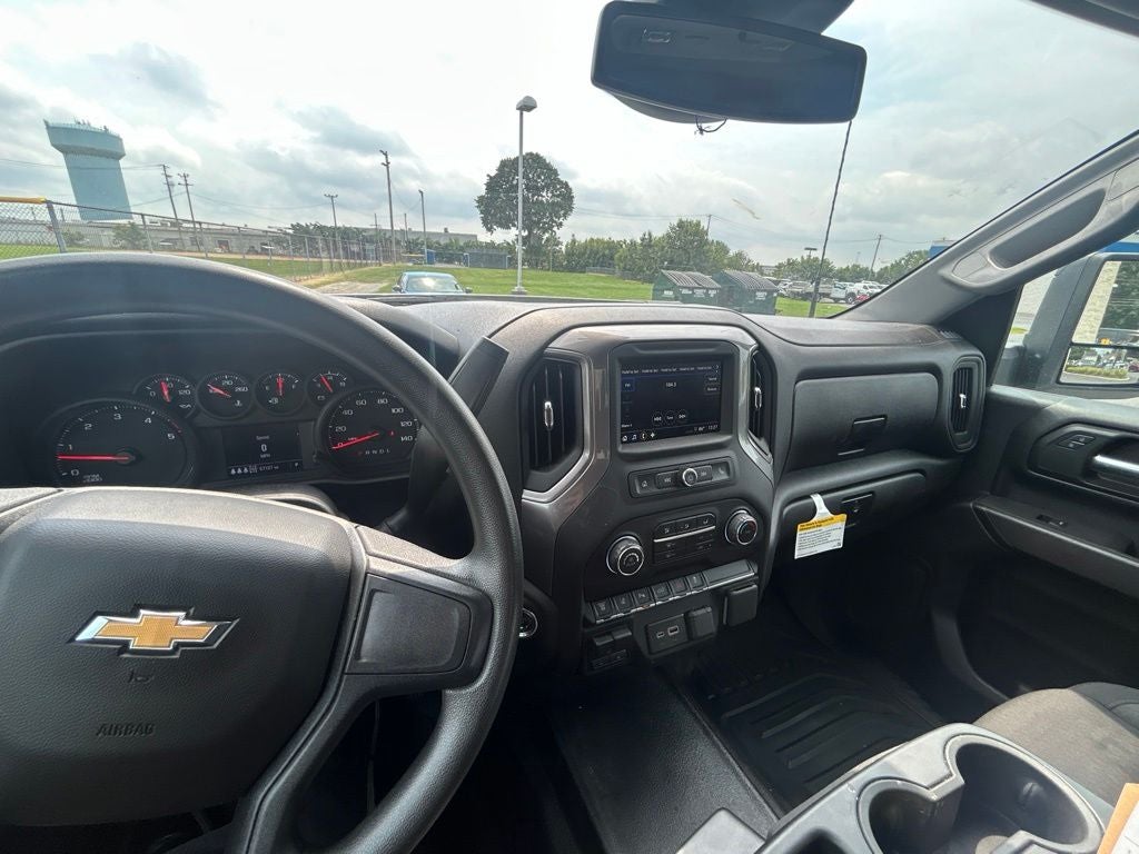 2025 Chevrolet Silverado 3500HD Work Truck