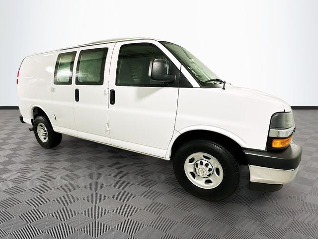 2024 Chevrolet Express 2500 Work Van Cargo