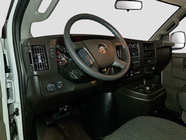 2024 Chevrolet Express 2500 Work Van Cargo