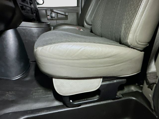 2024 Chevrolet Express 2500 Work Van Cargo