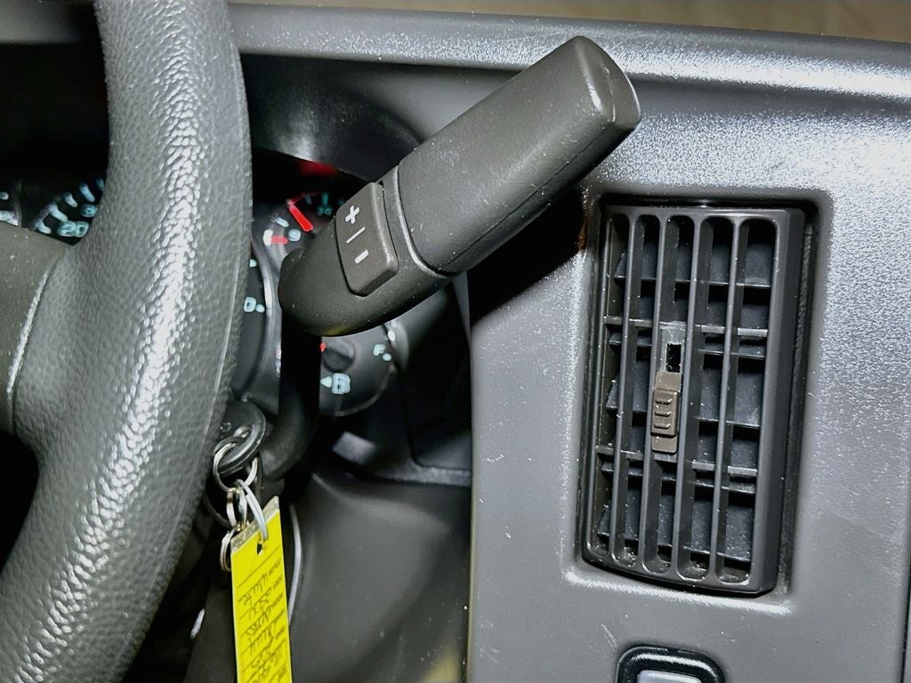 2025 Chevrolet Express 2500 Work Van Cargo