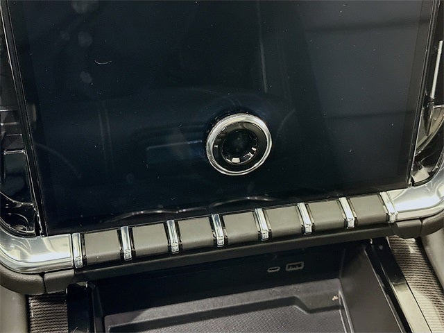 2025 GMC Yukon Elevation