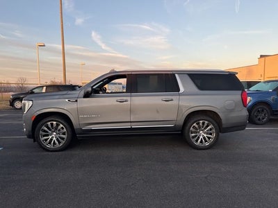 2022 GMC Yukon XL Denali
