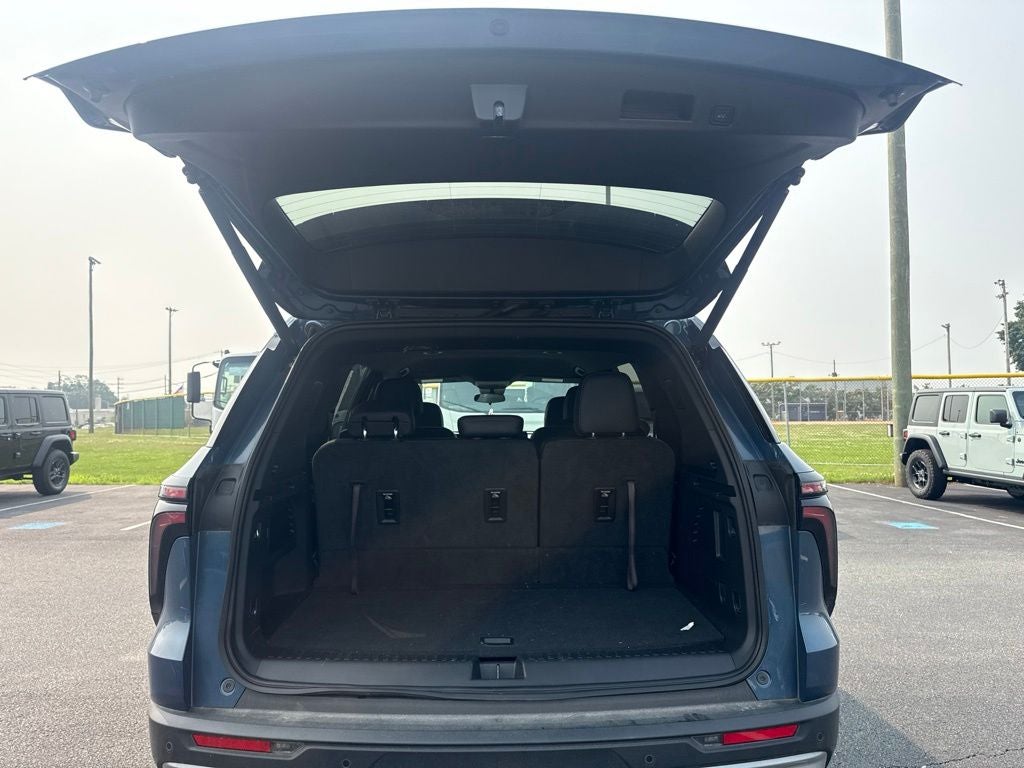 2025 Chevrolet Traverse Z71