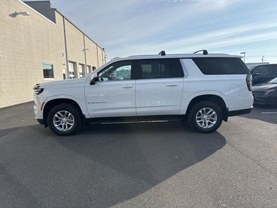 2025 Chevrolet Suburban LT