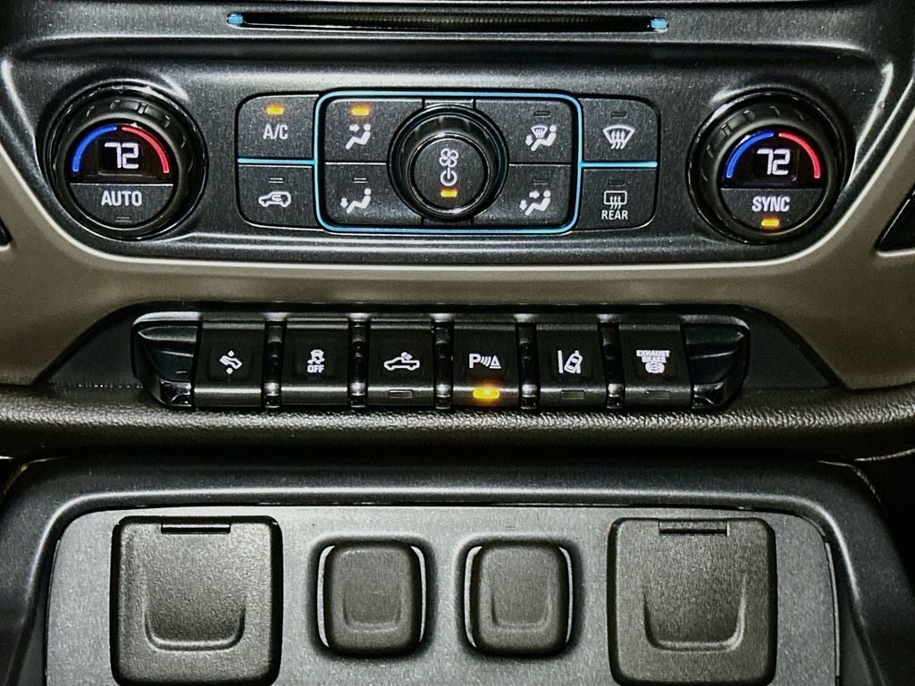 2017 GMC Sierra 3500HD Denali