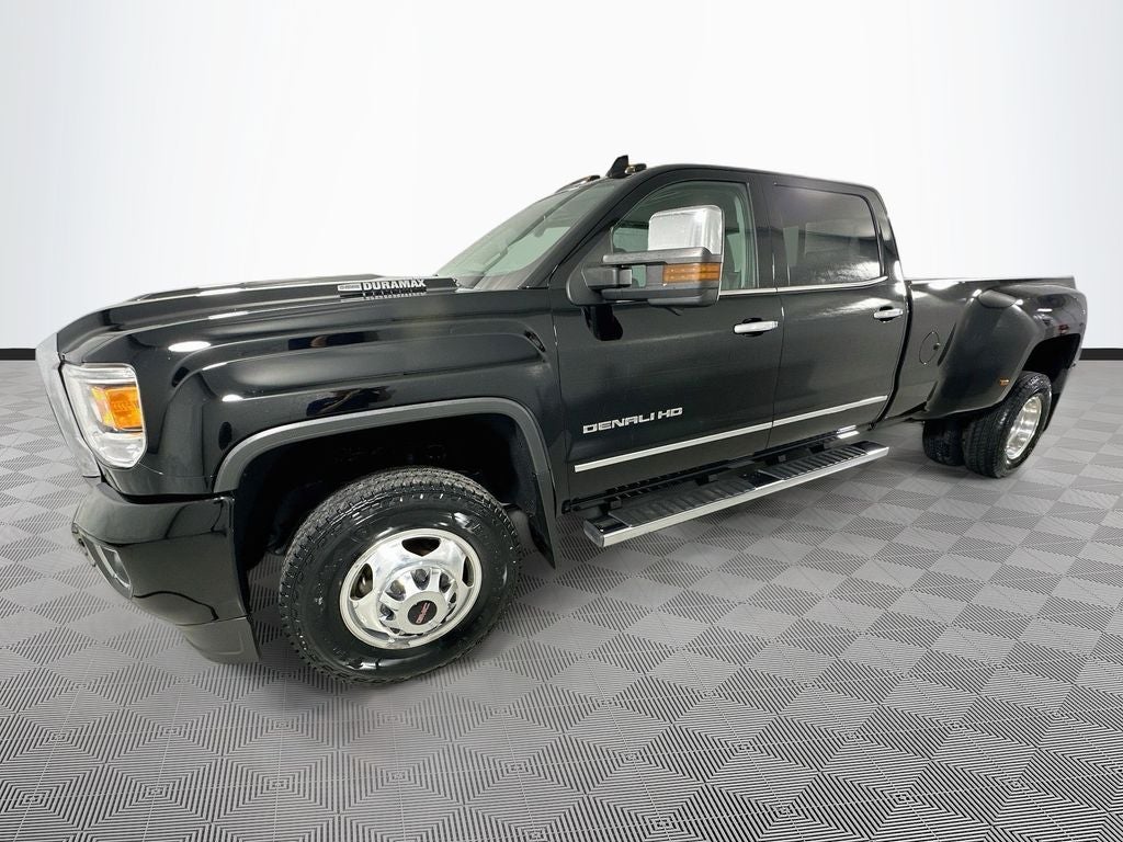 2017 GMC Sierra 3500HD Denali