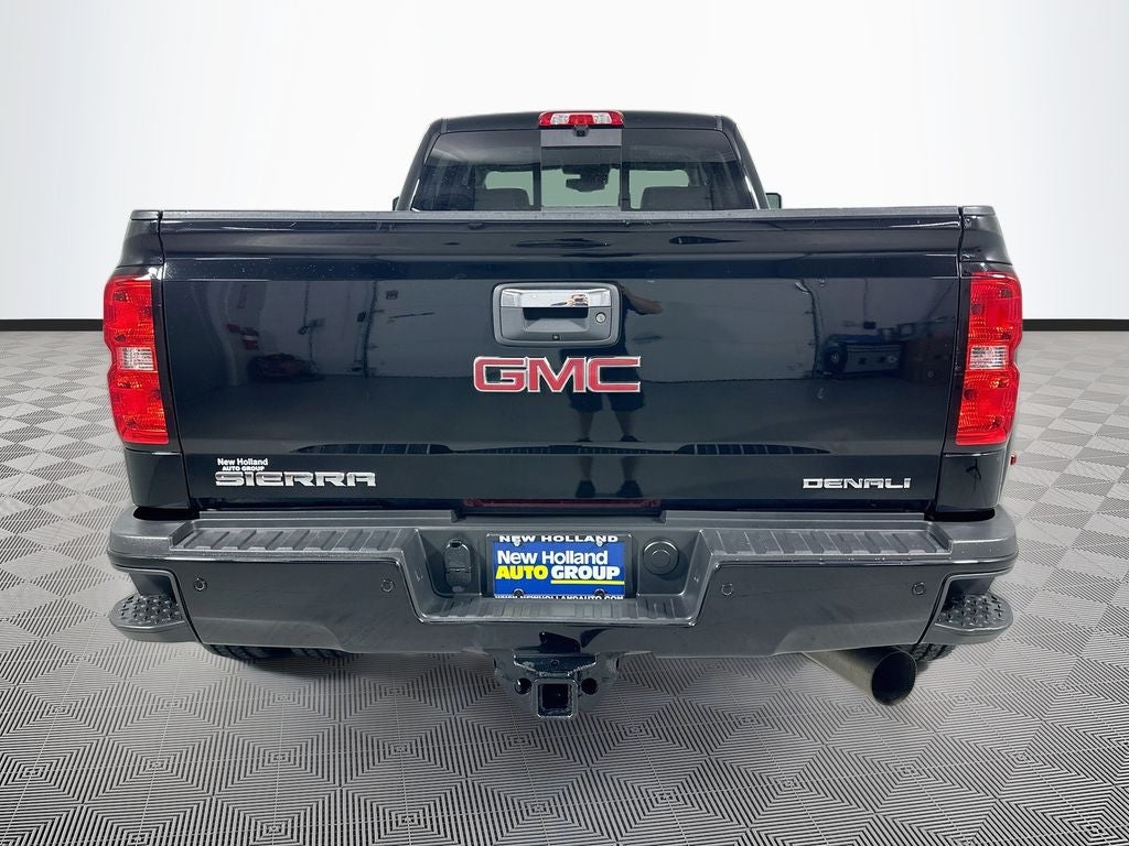 2017 GMC Sierra 3500HD Denali
