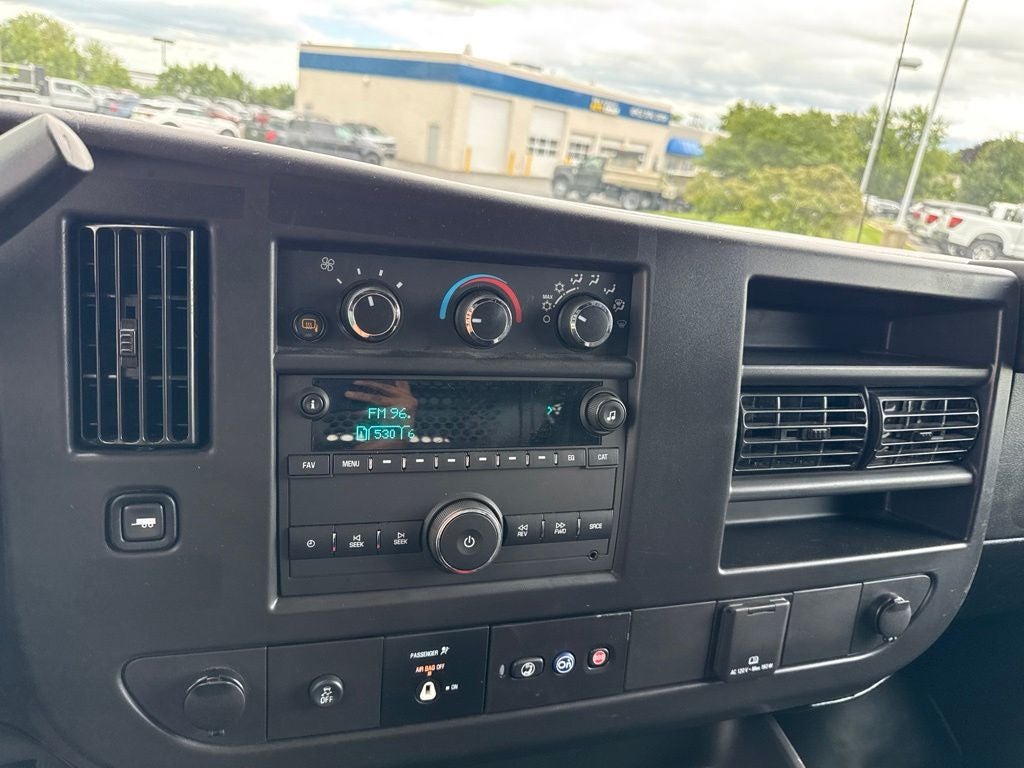 2025 GMC Savana 2500 Work Van