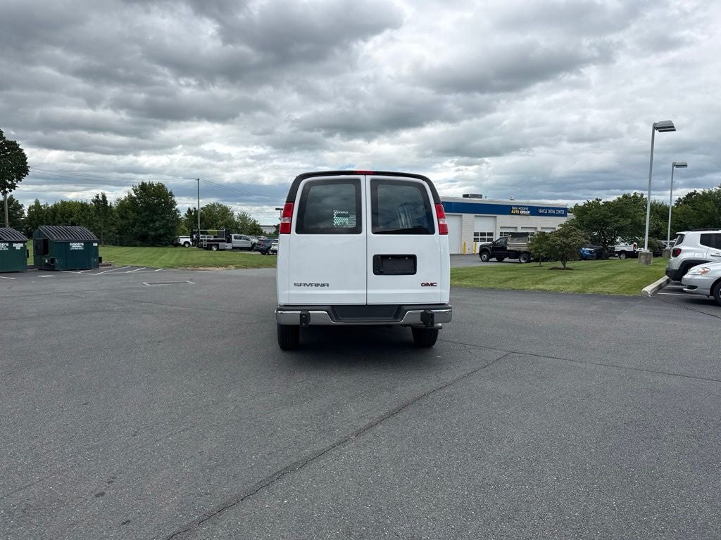 2025 GMC Savana 2500 Work Van
