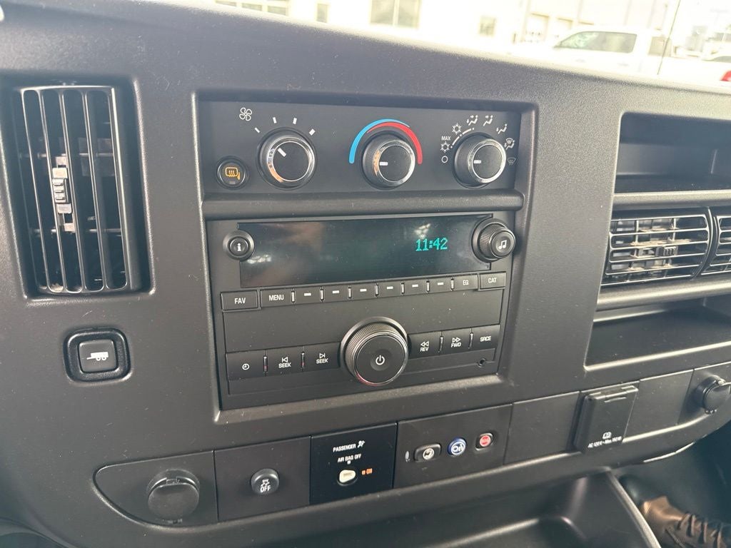 2025 GMC Savana 2500 Work Van